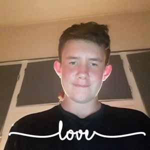 Meet your Posher, Dominic